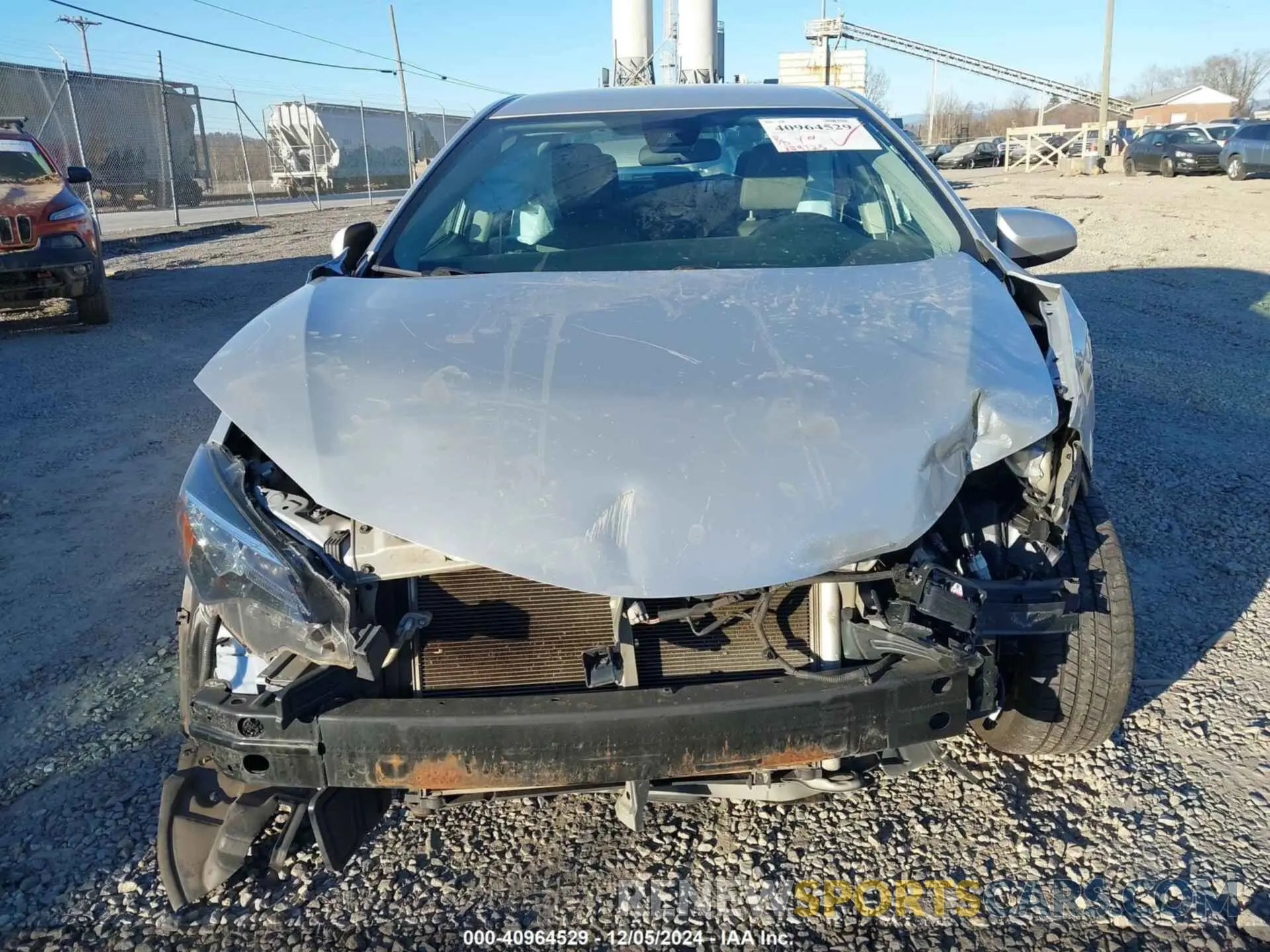 13 fotografías del automóvil dañado 5YFBURHE4KP873759 TOYOTA COROLLA 2019