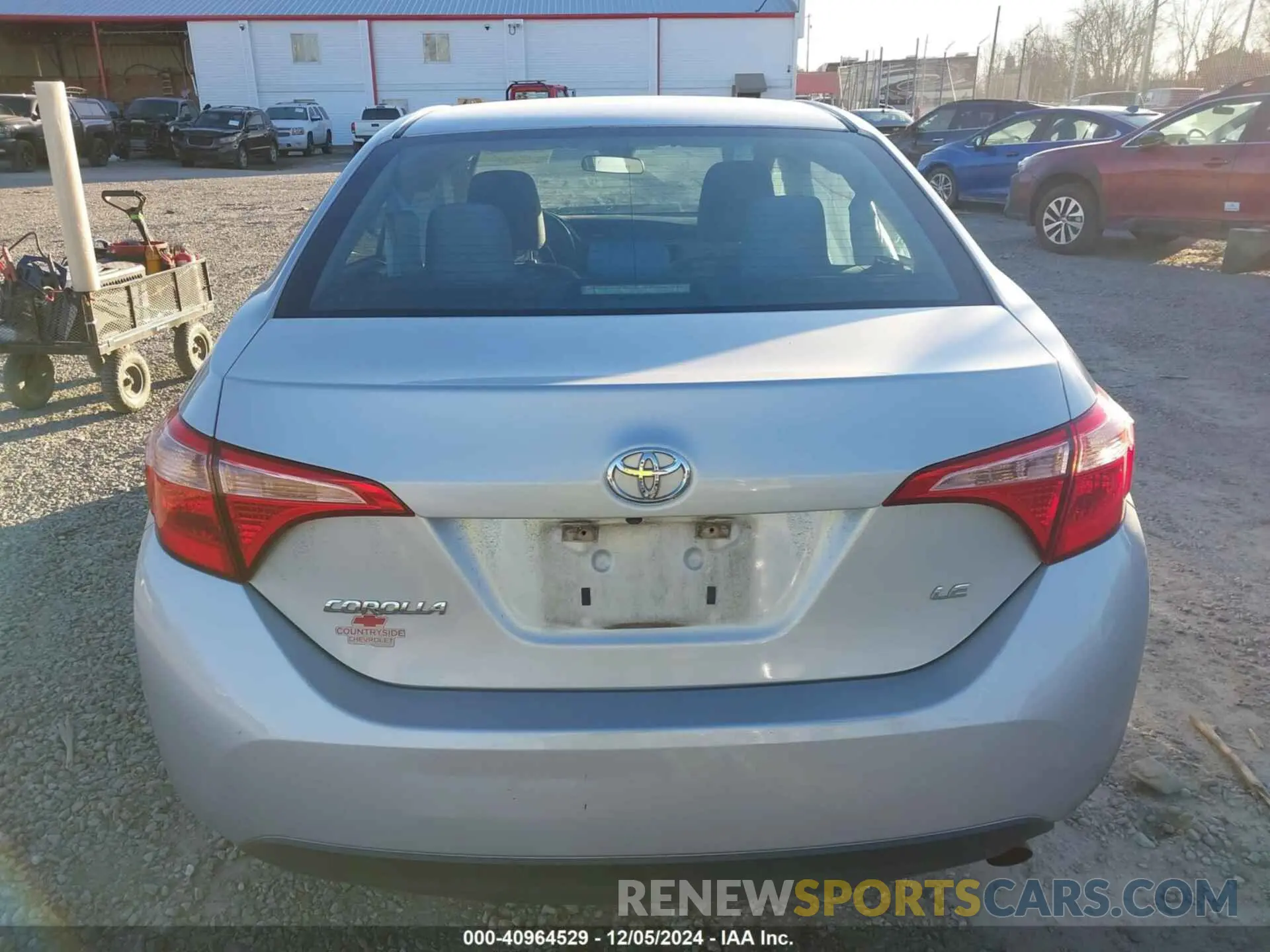 17 fotografías del automóvil dañado 5YFBURHE4KP873759 TOYOTA COROLLA 2019