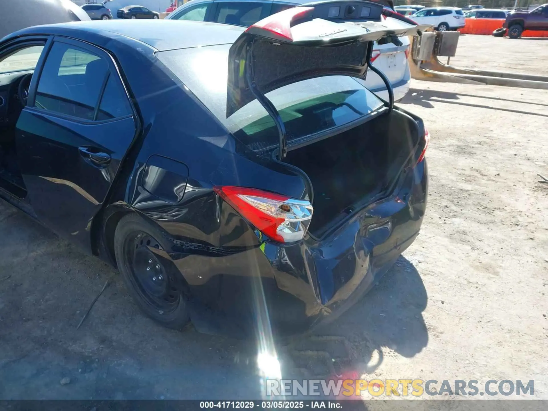 6 fotografías del automóvil dañado 5YFBURHE4KP879738 TOYOTA COROLLA 2019