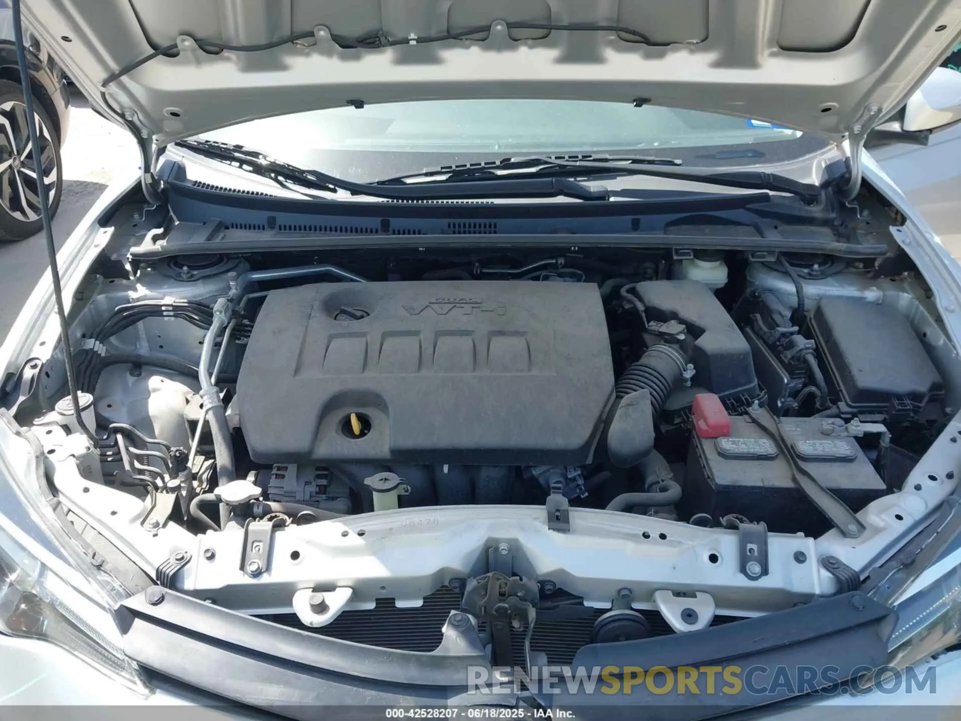 10 fotografías del automóvil dañado 5YFBURHE4KP881845 TOYOTA COROLLA 2019