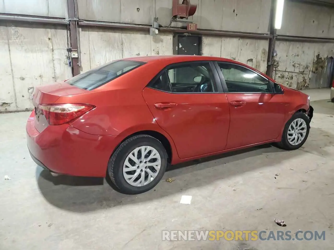 3 fotografías del automóvil dañado 5YFBURHE4KP884504 TOYOTA COROLLA 2019
