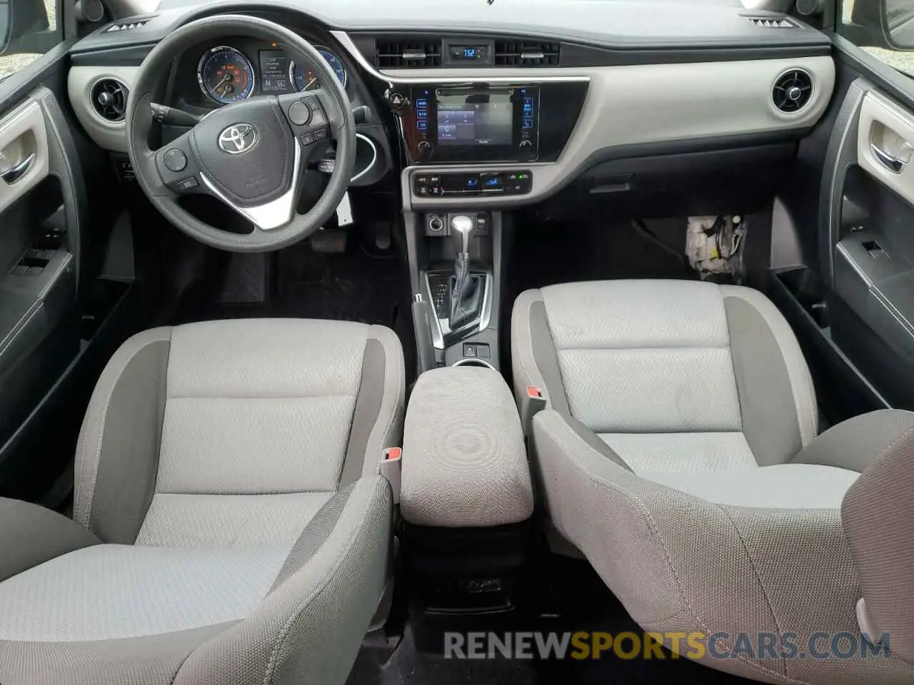 8 fotografías del automóvil dañado 5YFBURHE4KP887144 TOYOTA COROLLA 2019