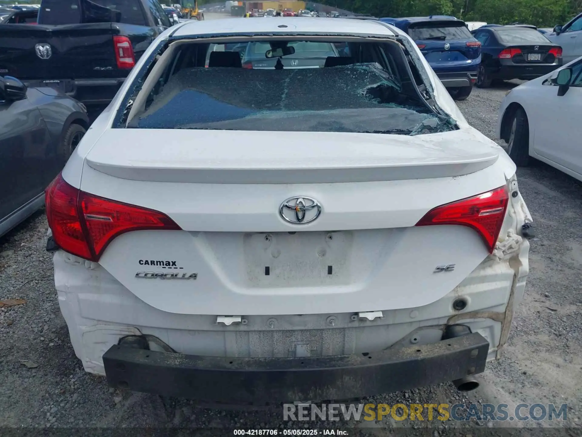 16 fotografías del automóvil dañado 5YFBURHE4KP887208 TOYOTA COROLLA 2019