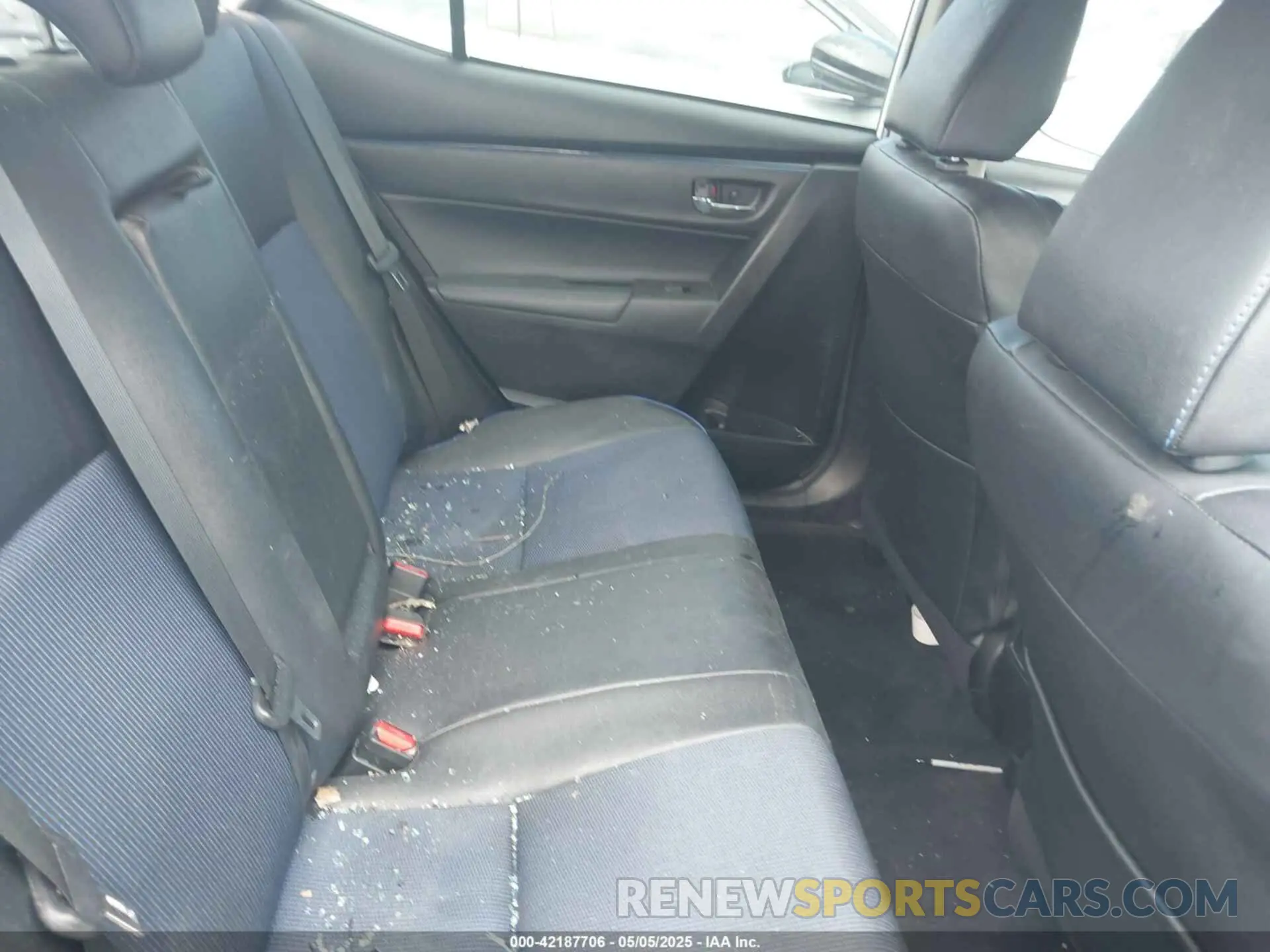 8 fotografías del automóvil dañado 5YFBURHE4KP887208 TOYOTA COROLLA 2019