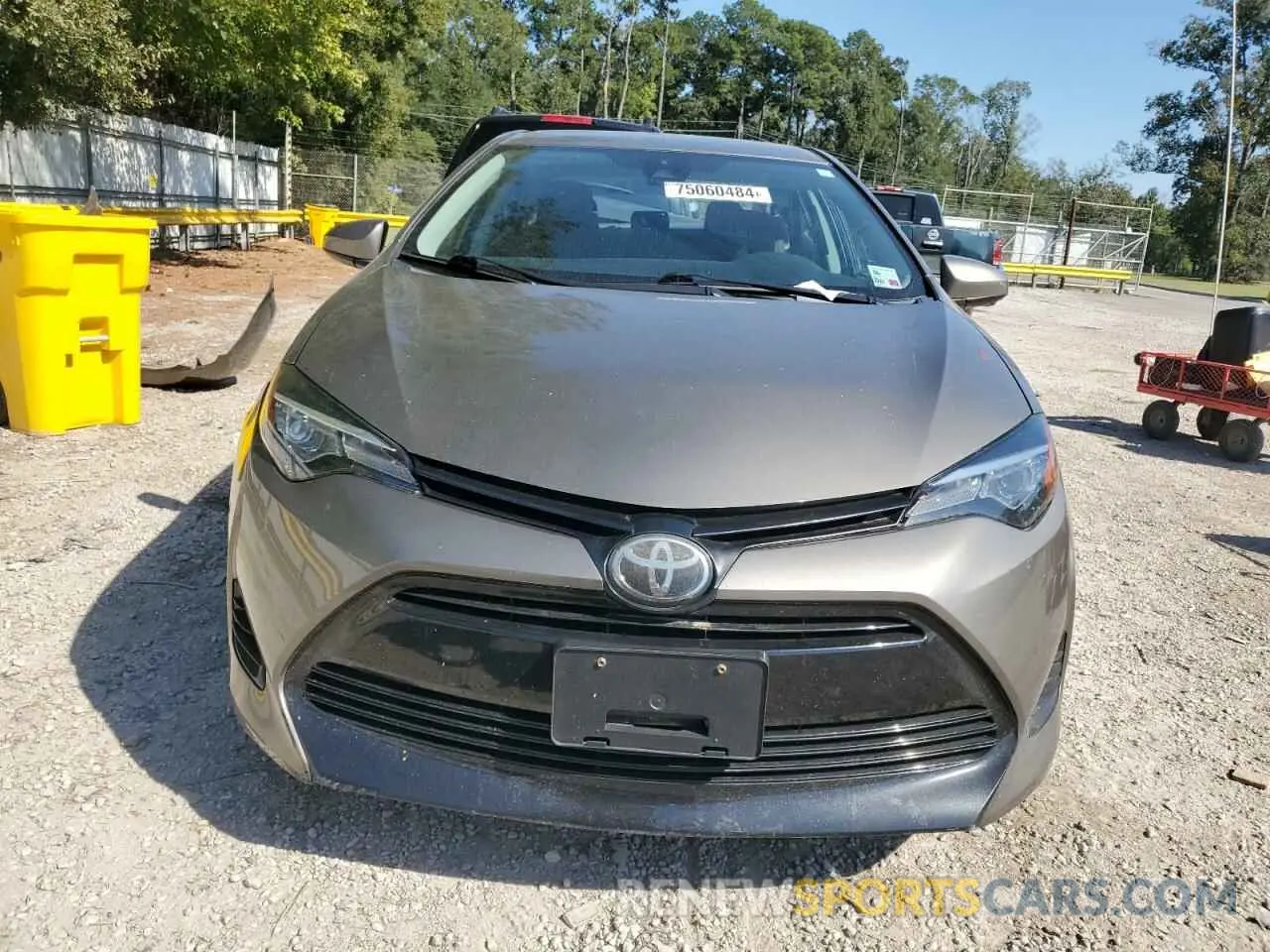 5 fotografías del automóvil dañado 5YFBURHE4KP899147 TOYOTA COROLLA 2019