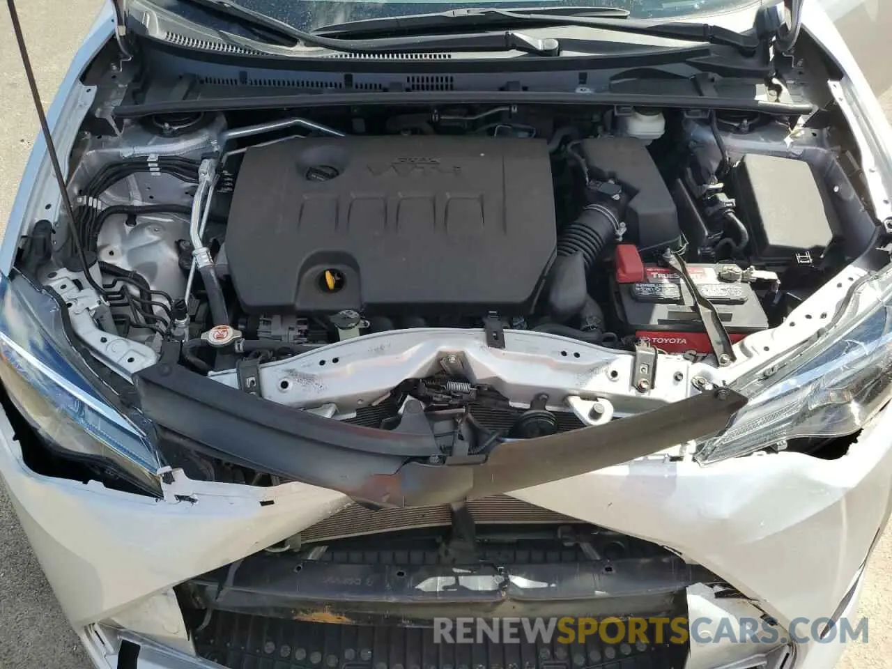 11 fotografías del automóvil dañado 5YFBURHE4KP899150 TOYOTA COROLLA 2019
