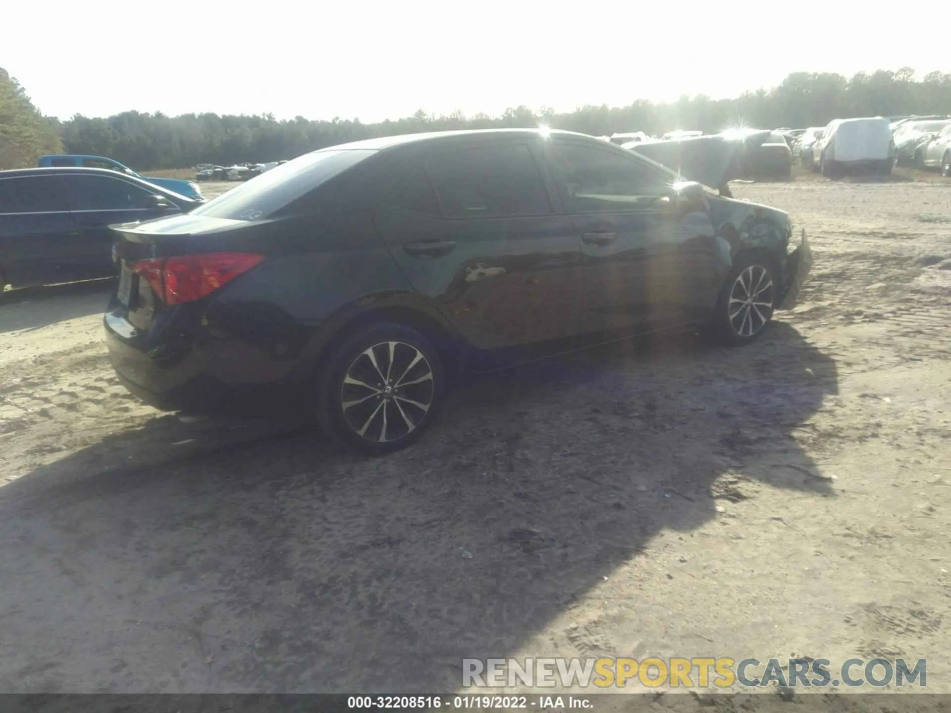 4 fotografías del automóvil dañado 5YFBURHE4KP901494 TOYOTA COROLLA 2019