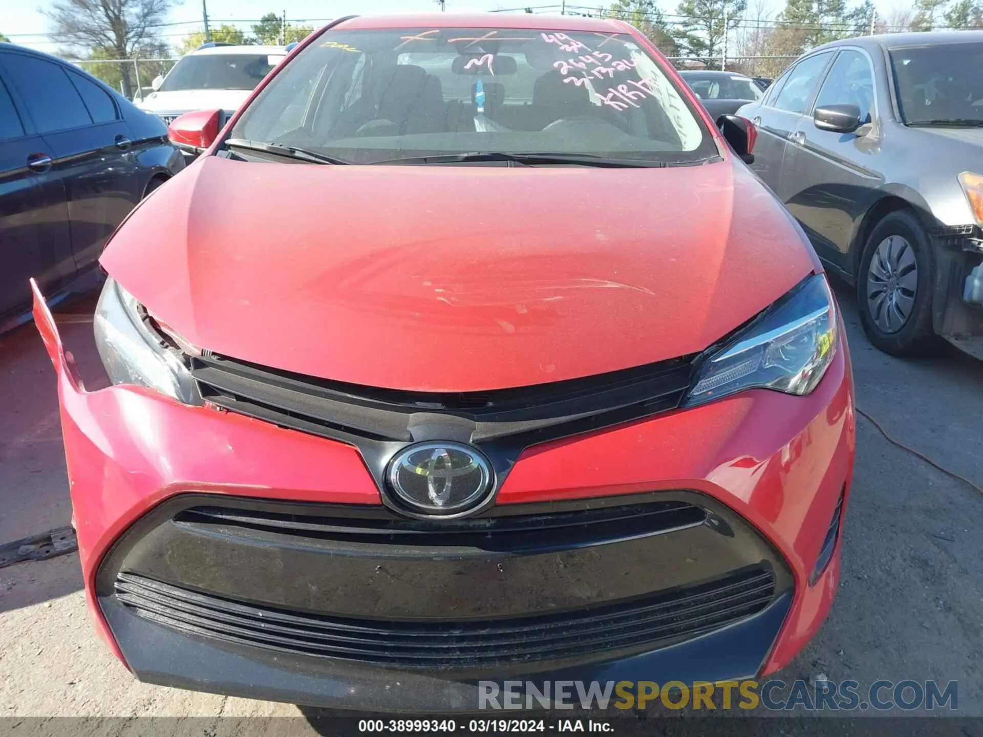 12 fotografías del automóvil dañado 5YFBURHE4KP902645 TOYOTA COROLLA 2019