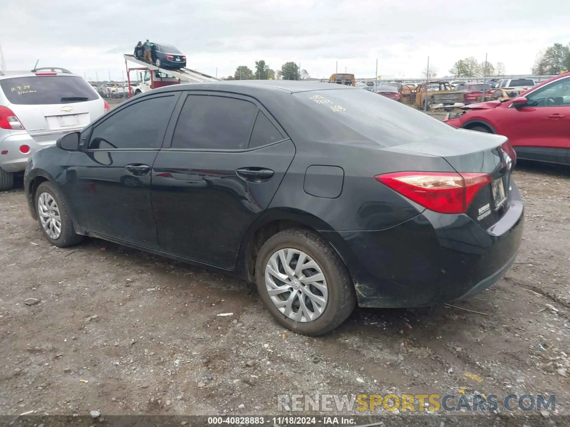 14 fotografías del automóvil dañado 5YFBURHE4KP905206 TOYOTA COROLLA 2019