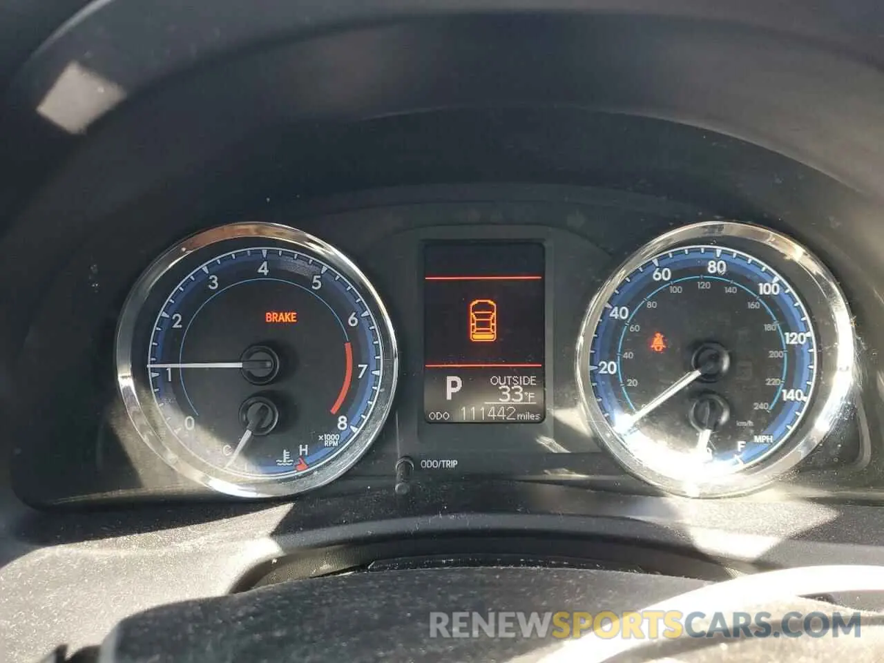 9 fotografías del automóvil dañado 5YFBURHE4KP905674 TOYOTA COROLLA 2019