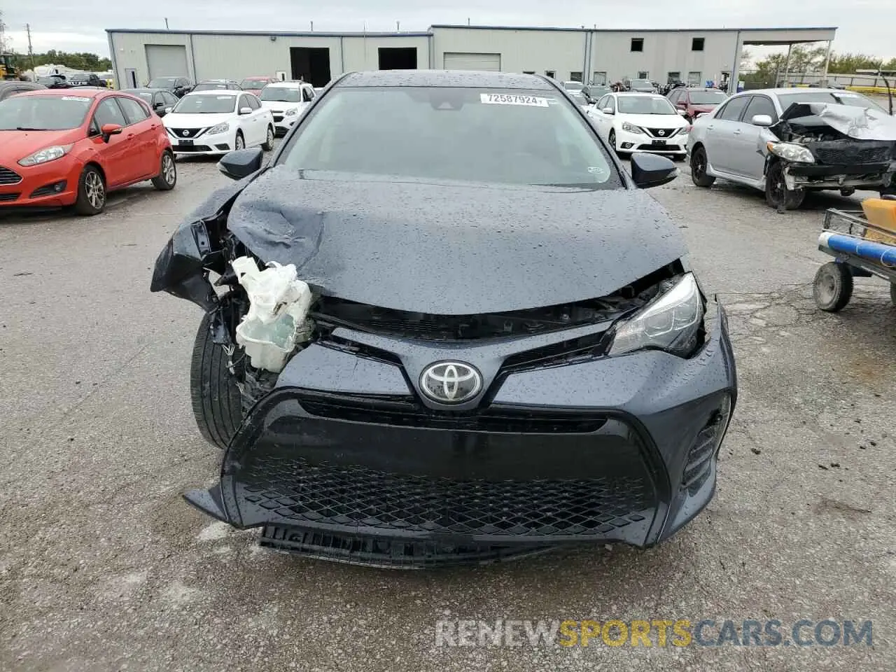 5 fotografías del automóvil dañado 5YFBURHE4KP909109 TOYOTA COROLLA 2019