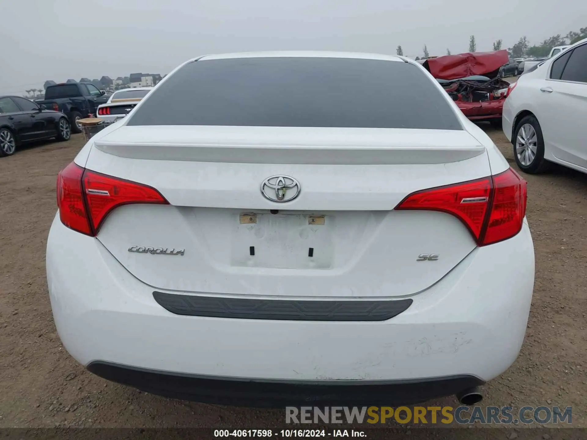 17 fotografías del automóvil dañado 5YFBURHE4KP914777 TOYOTA COROLLA 2019