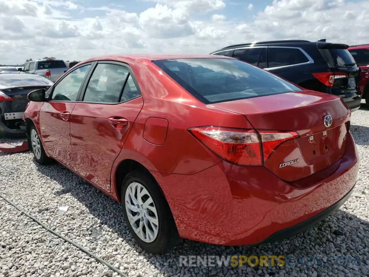 3 fotografías del automóvil dañado 5YFBURHE4KP916335 TOYOTA COROLLA 2019