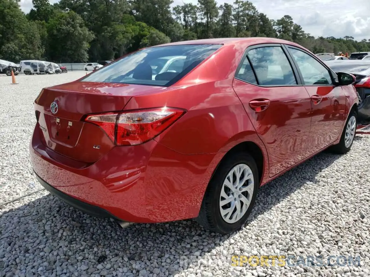 4 fotografías del automóvil dañado 5YFBURHE4KP916335 TOYOTA COROLLA 2019