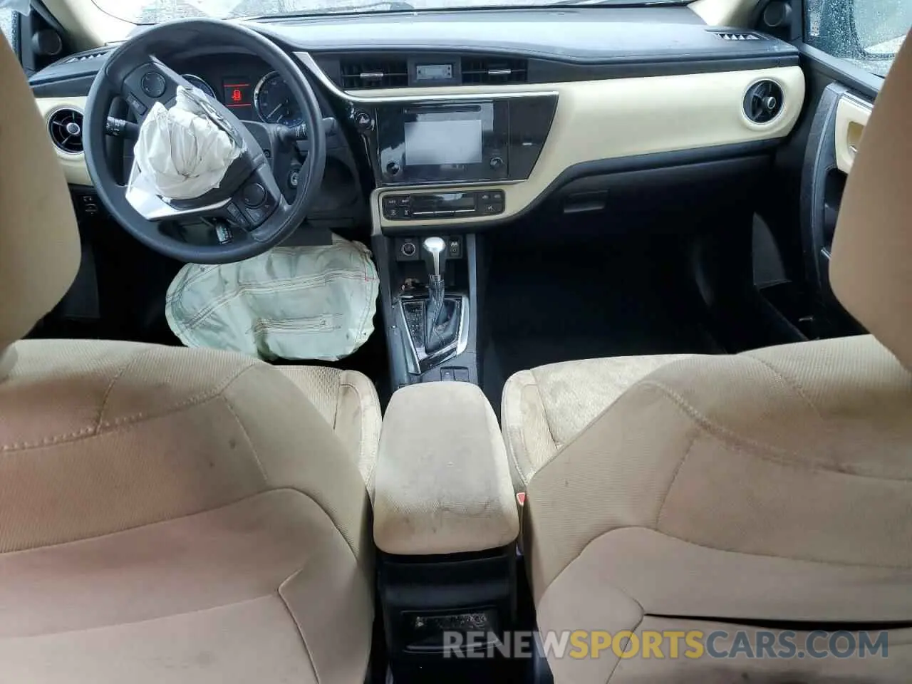 8 fotografías del automóvil dañado 5YFBURHE4KP916982 TOYOTA COROLLA 2019