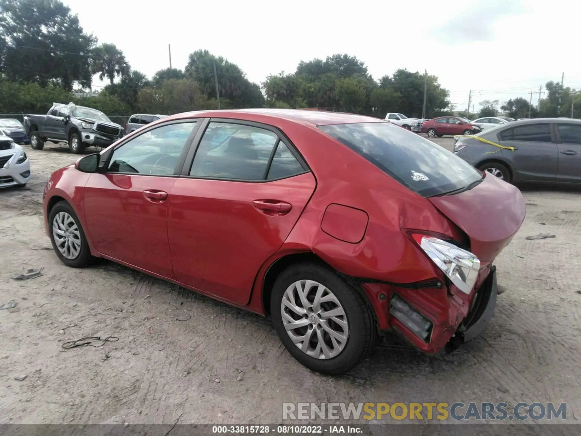 3 fotografías del automóvil dañado 5YFBURHE4KP921521 TOYOTA COROLLA 2019
