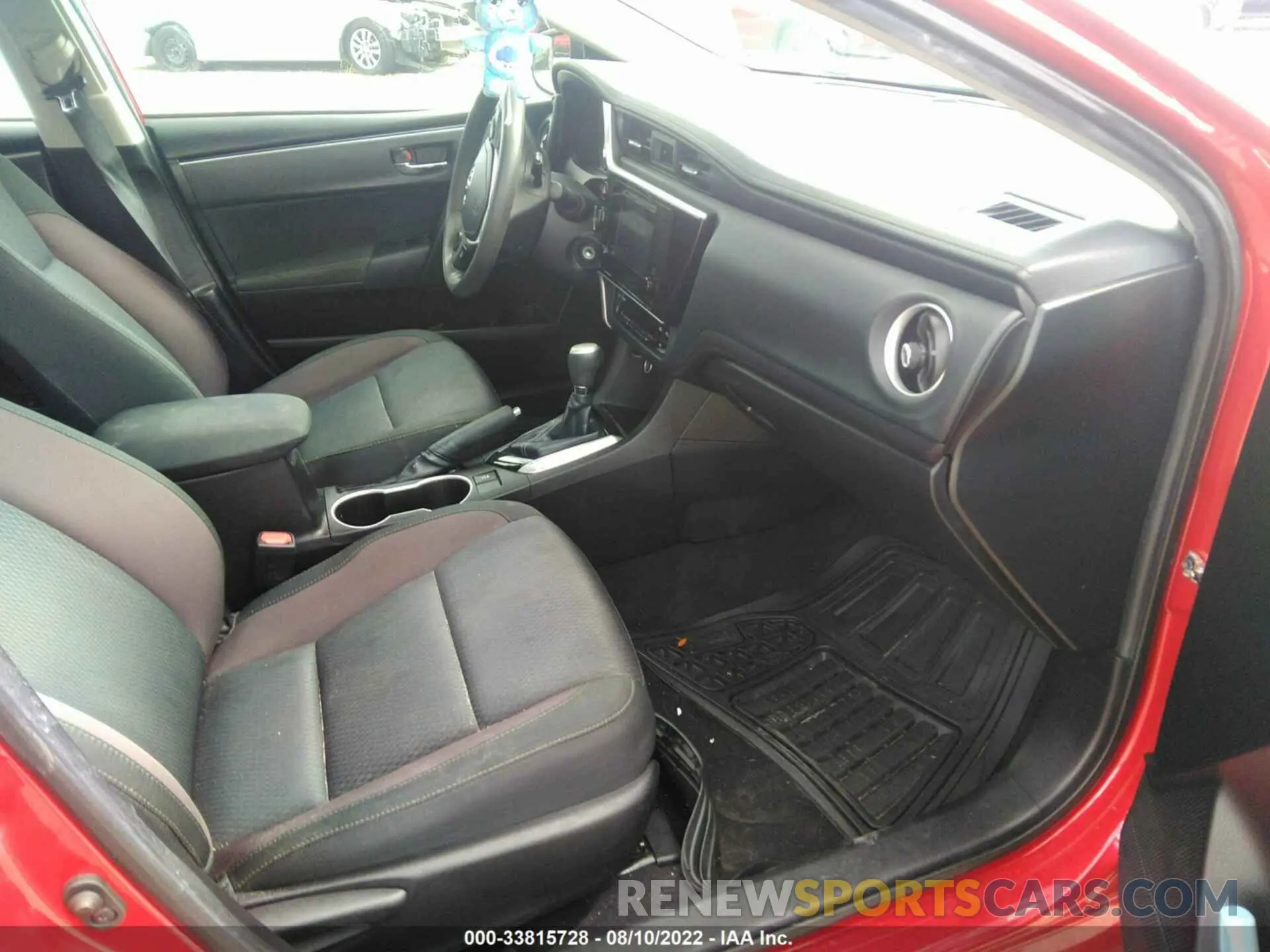 5 fotografías del automóvil dañado 5YFBURHE4KP921521 TOYOTA COROLLA 2019