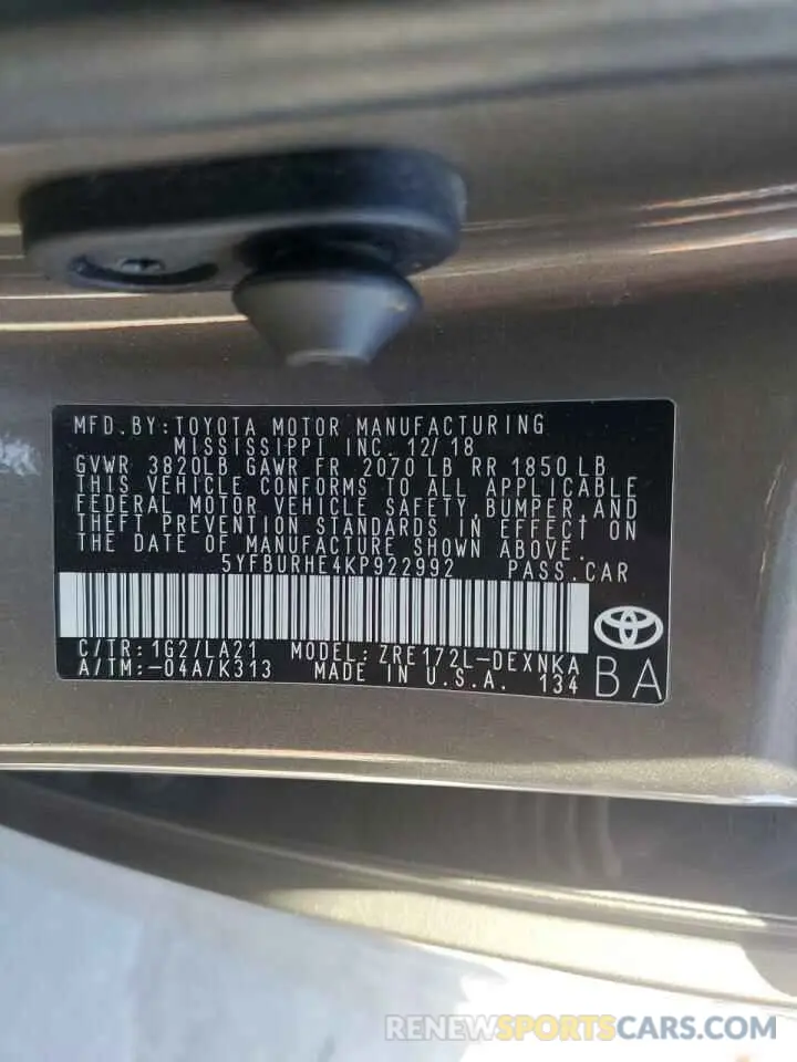 12 fotografías del automóvil dañado 5YFBURHE4KP922992 TOYOTA COROLLA 2019