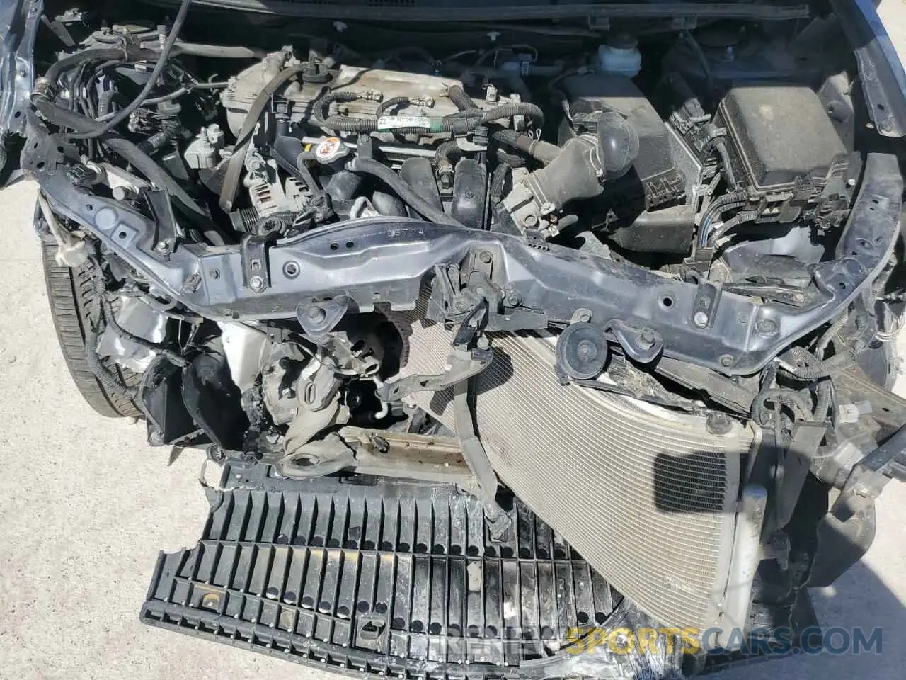 11 fotografías del automóvil dañado 5YFBURHE4KP929053 TOYOTA COROLLA 2019