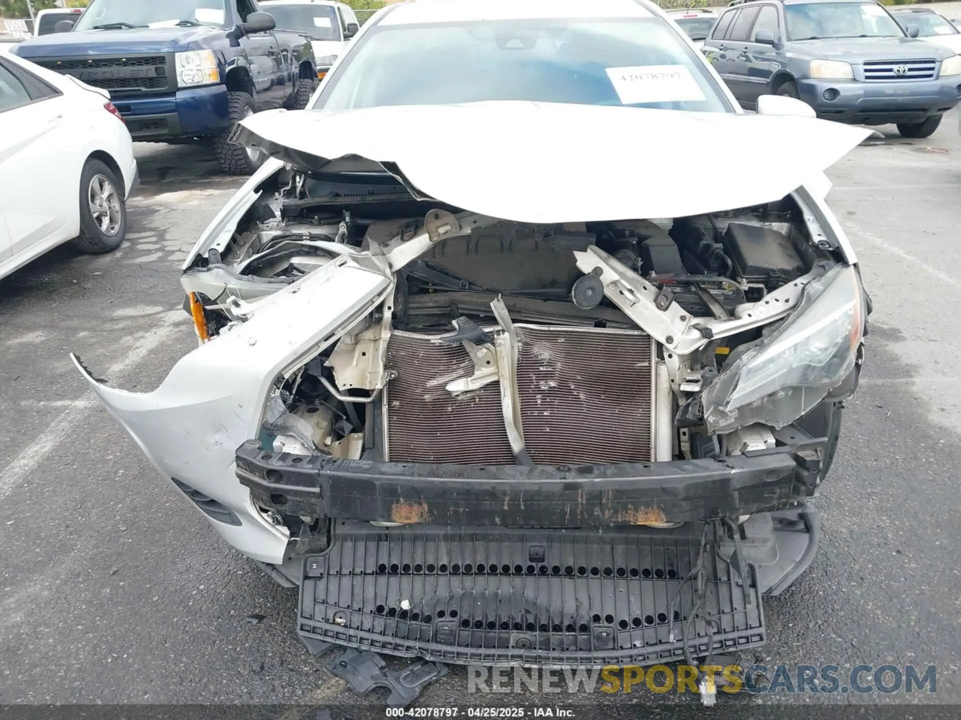 6 fotografías del automóvil dañado 5YFBURHE4KP929909 TOYOTA COROLLA 2019