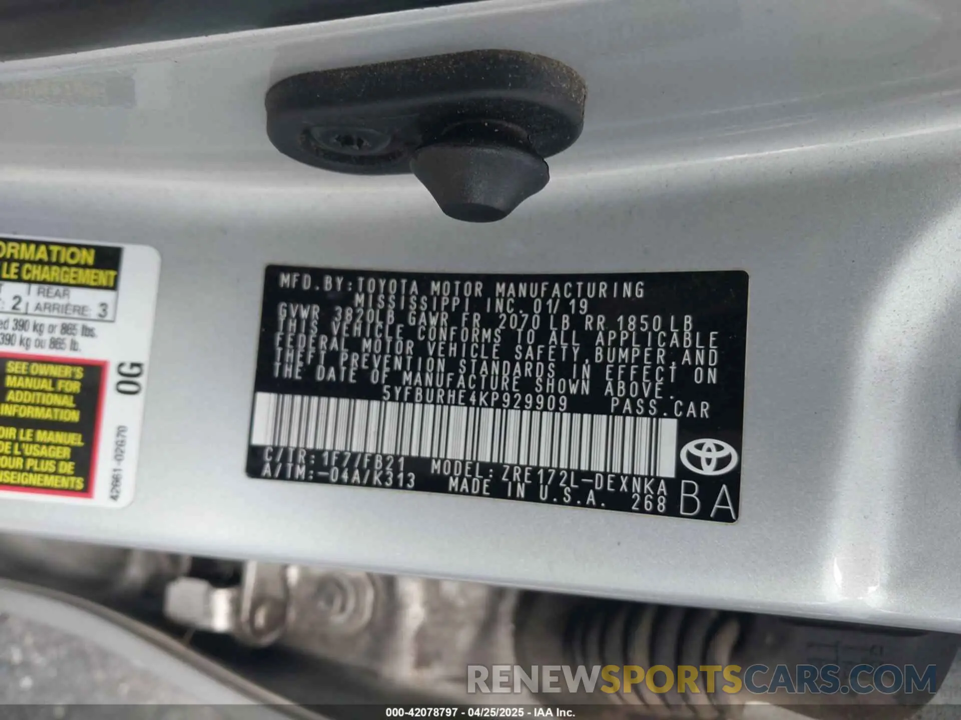 9 fotografías del automóvil dañado 5YFBURHE4KP929909 TOYOTA COROLLA 2019