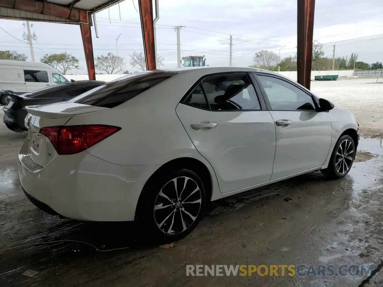 3 fotografías del automóvil dañado 5YFBURHE4KP930221 TOYOTA COROLLA 2019