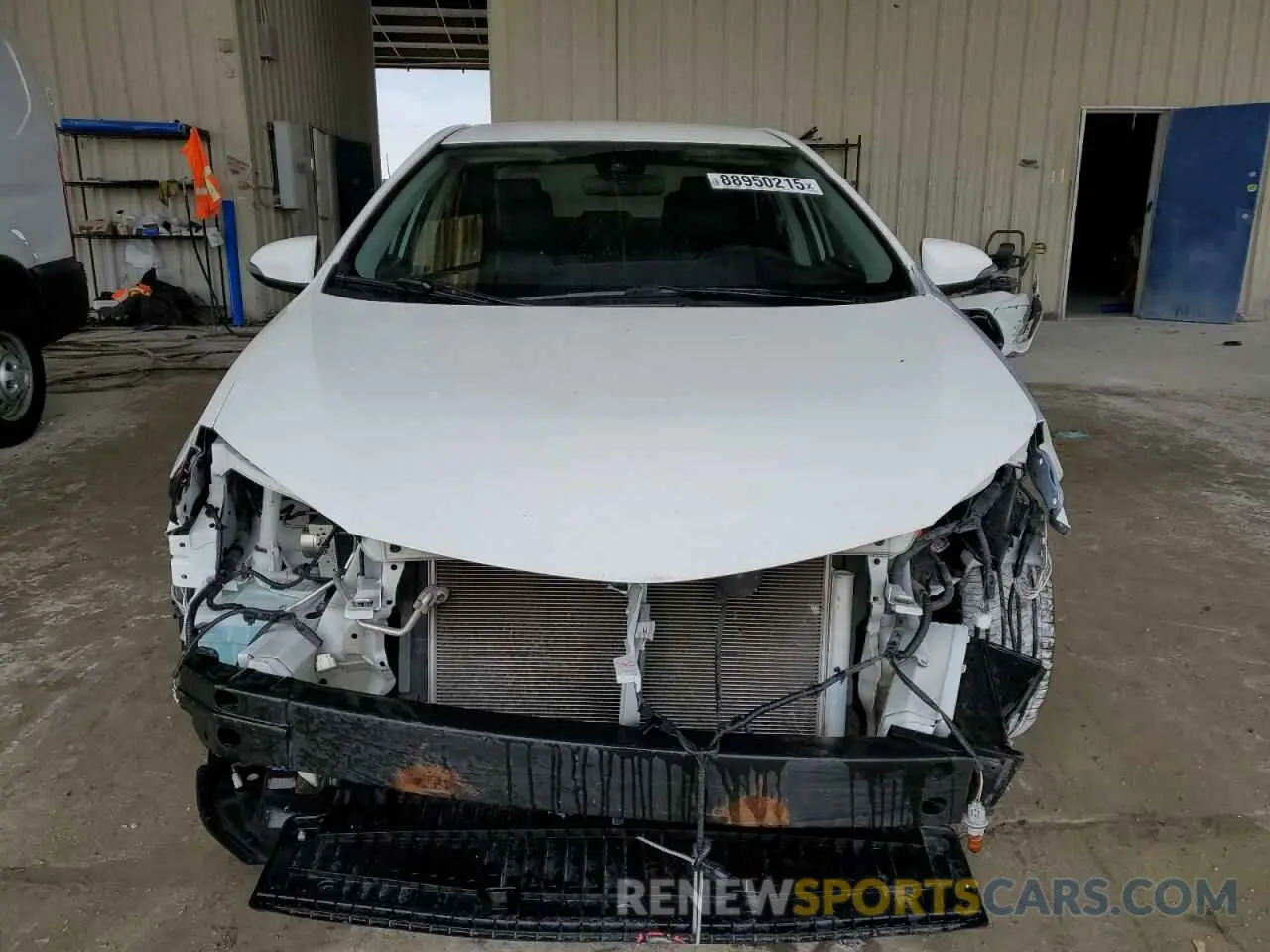 5 fotografías del automóvil dañado 5YFBURHE4KP930221 TOYOTA COROLLA 2019