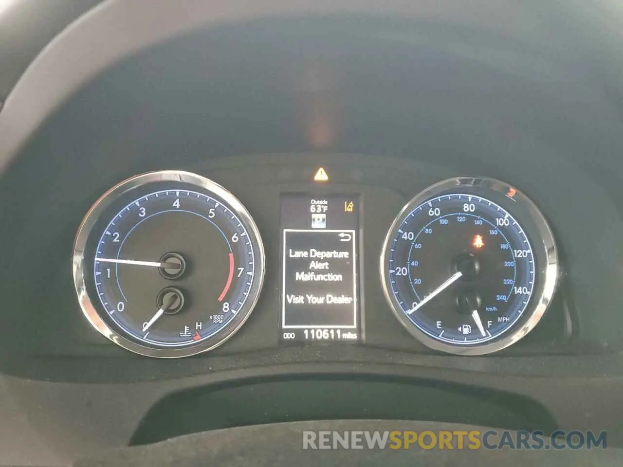9 fotografías del automóvil dañado 5YFBURHE4KP930221 TOYOTA COROLLA 2019