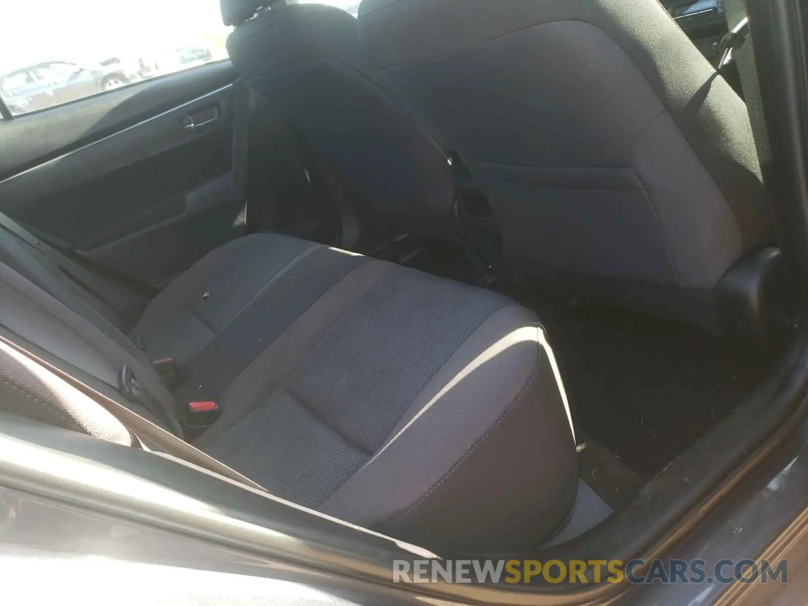 6 fotografías del automóvil dañado 5YFBURHE4KP941395 TOYOTA COROLLA 2019