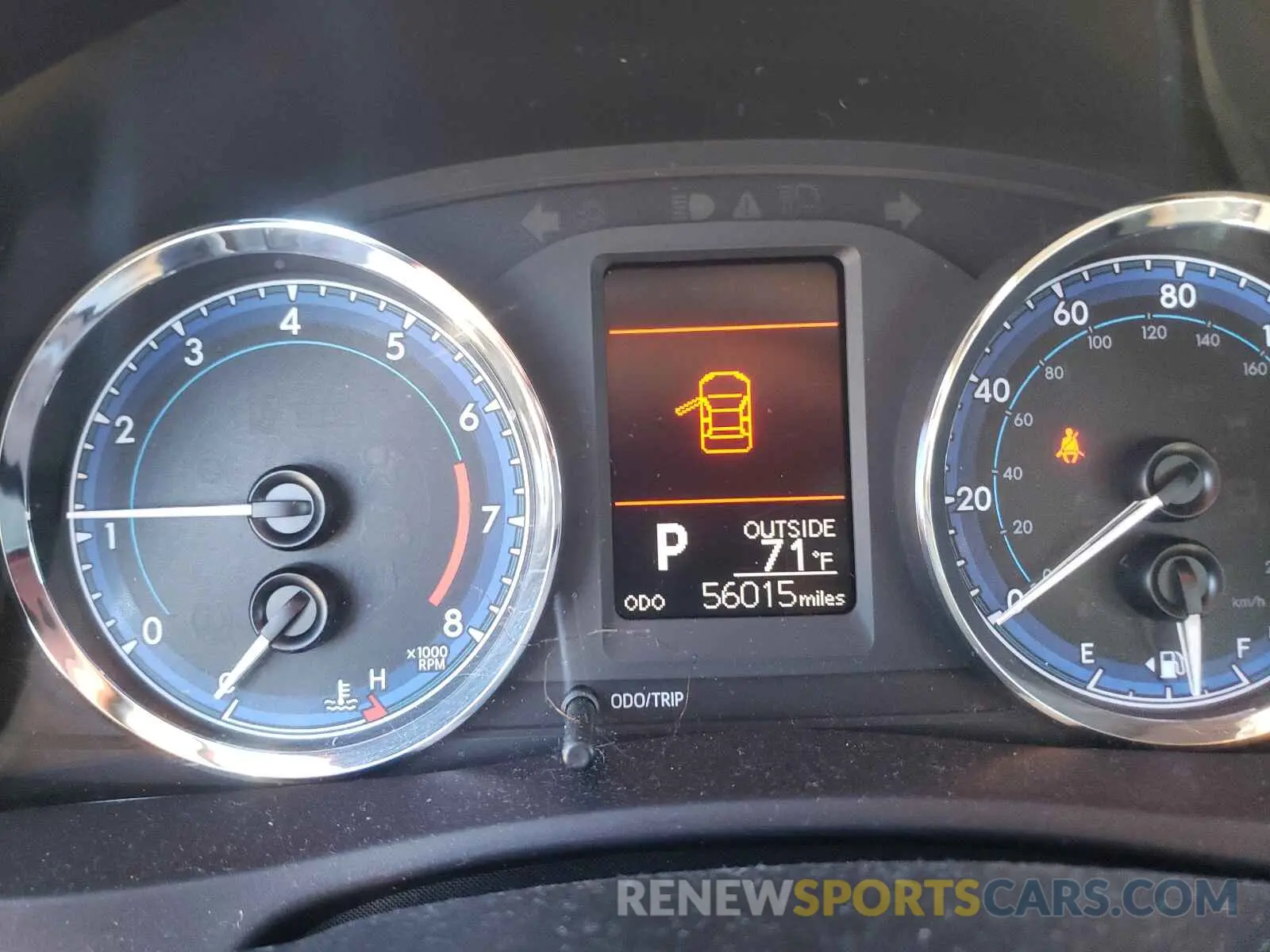 8 fotografías del automóvil dañado 5YFBURHE4KP941395 TOYOTA COROLLA 2019