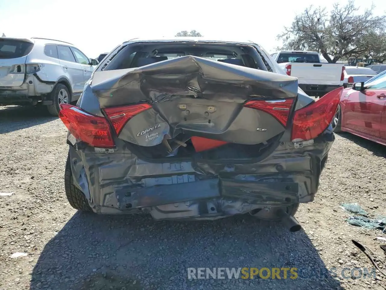 6 fotografías del automóvil dañado 5YFBURHE4KP947794 TOYOTA COROLLA 2019