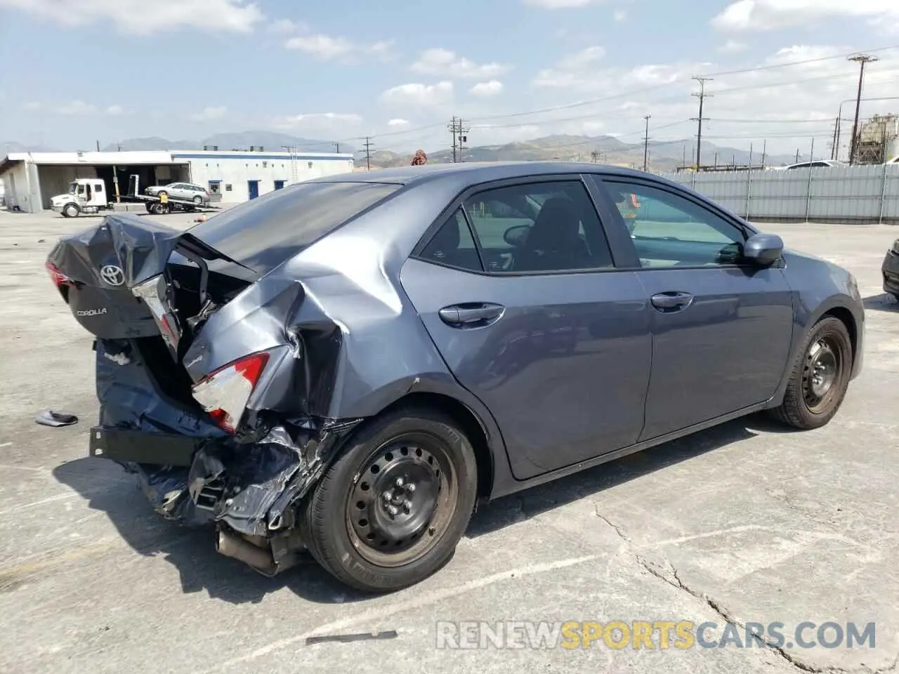 4 fotografías del automóvil dañado 5YFBURHE4KP948718 TOYOTA COROLLA 2019