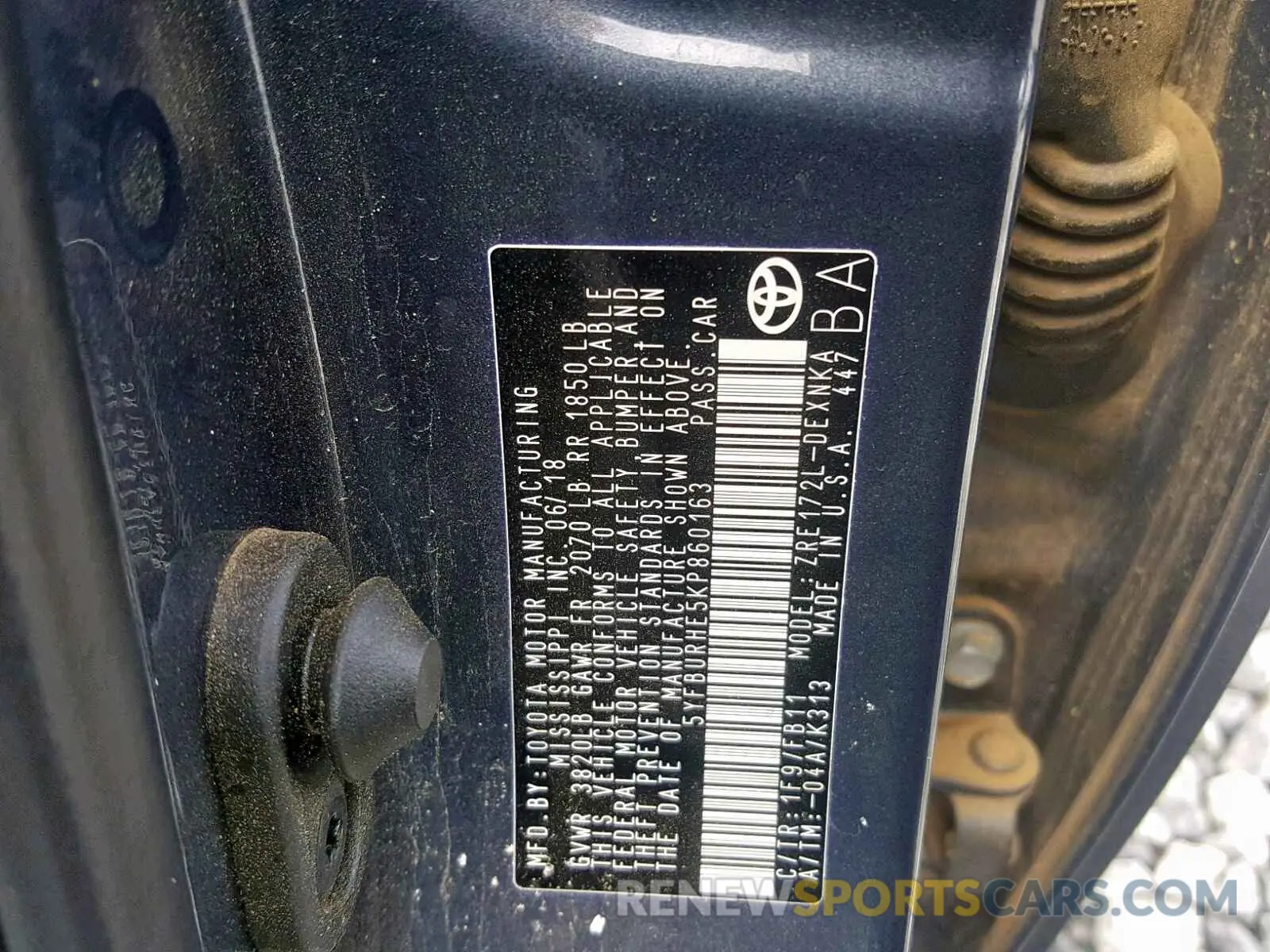 10 fotografías del automóvil dañado 5YFBURHE5KP860163 TOYOTA COROLLA 2019