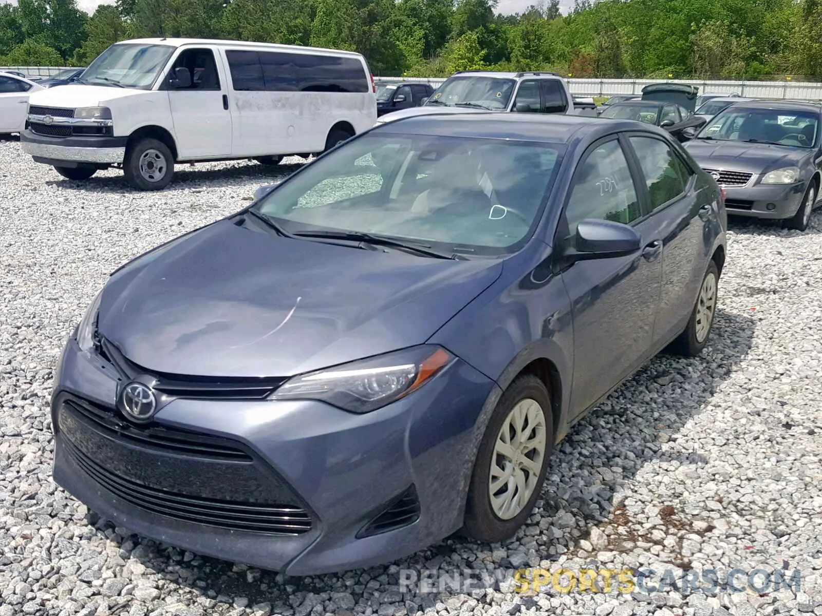 2 fotografías del automóvil dañado 5YFBURHE5KP860163 TOYOTA COROLLA 2019