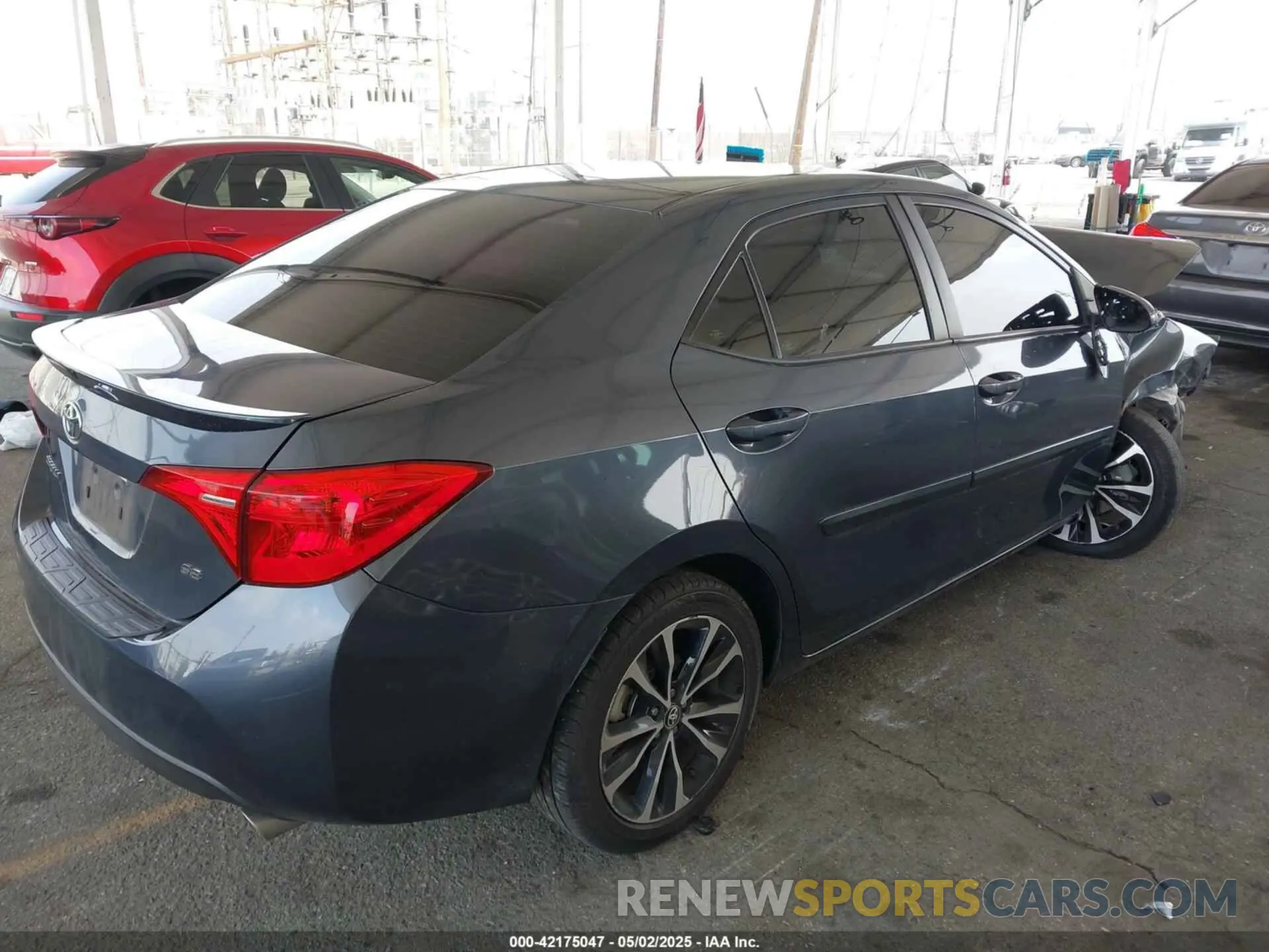 4 fotografías del automóvil dañado 5YFBURHE5KP862334 TOYOTA COROLLA 2019