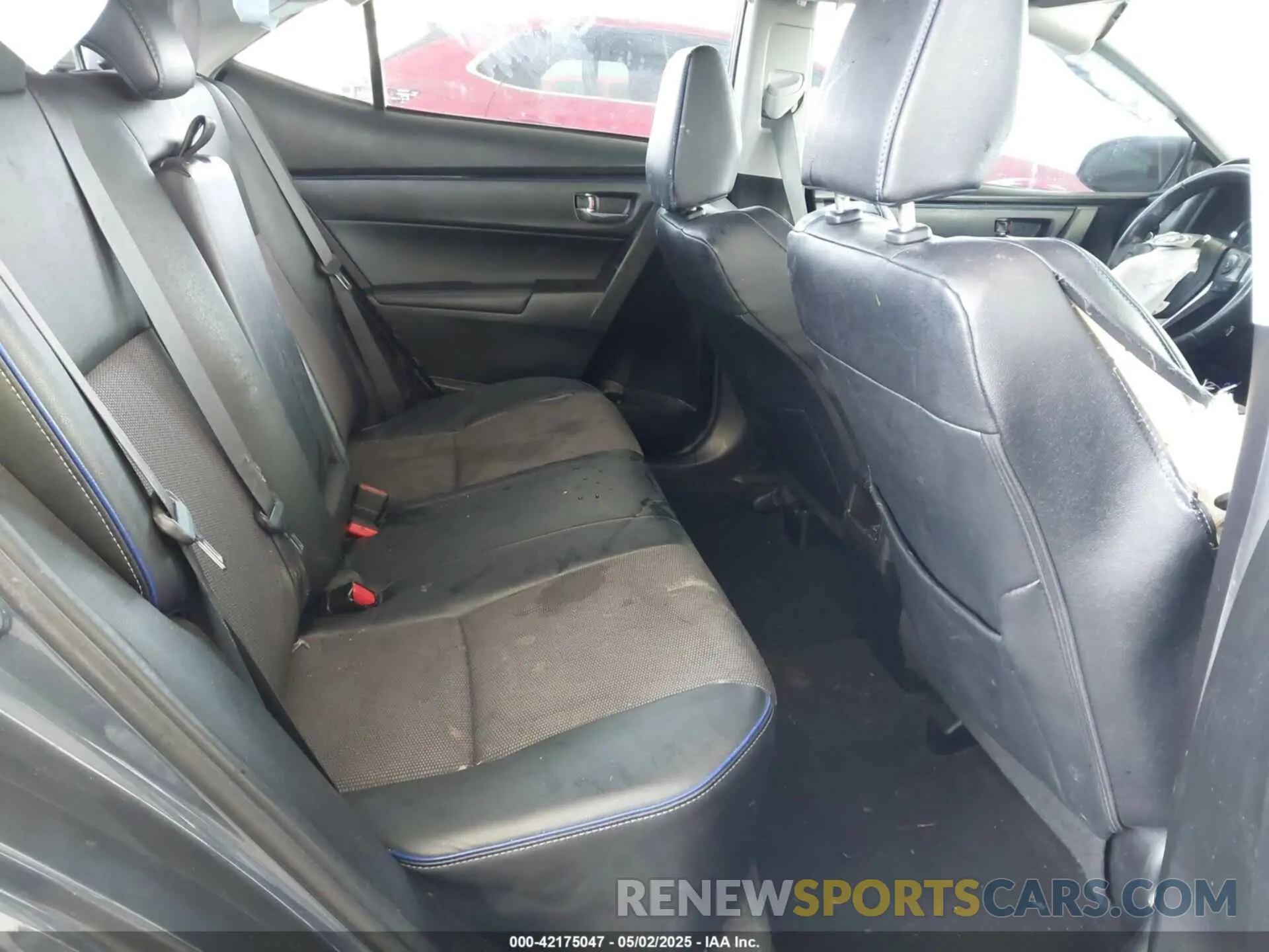 8 fotografías del automóvil dañado 5YFBURHE5KP862334 TOYOTA COROLLA 2019