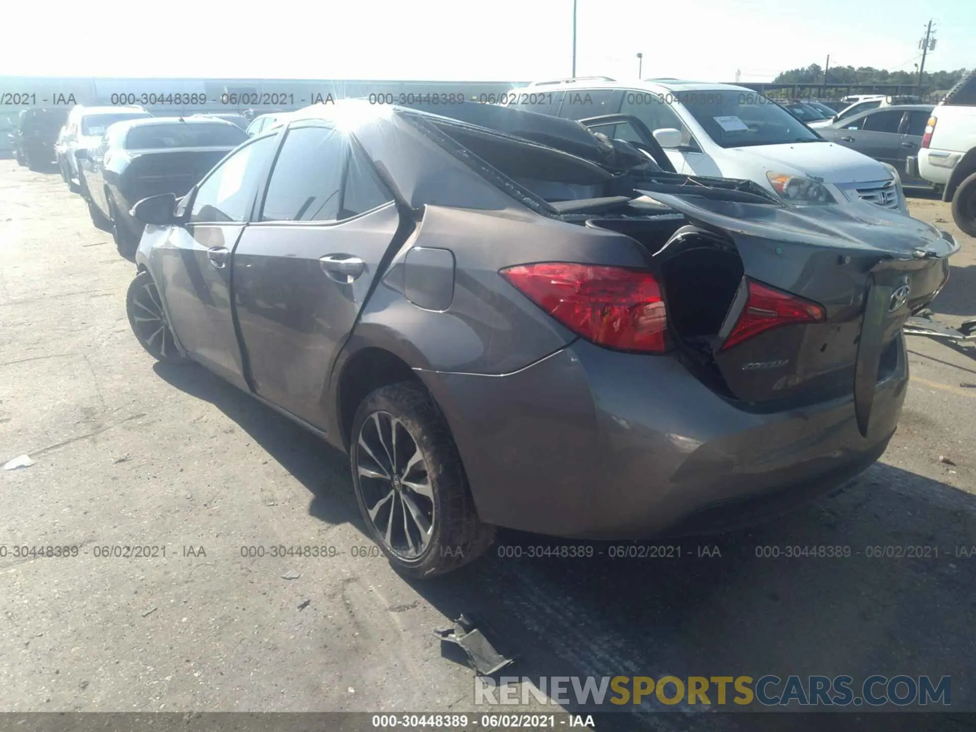 3 fotografías del automóvil dañado 5YFBURHE5KP866416 TOYOTA COROLLA 2019
