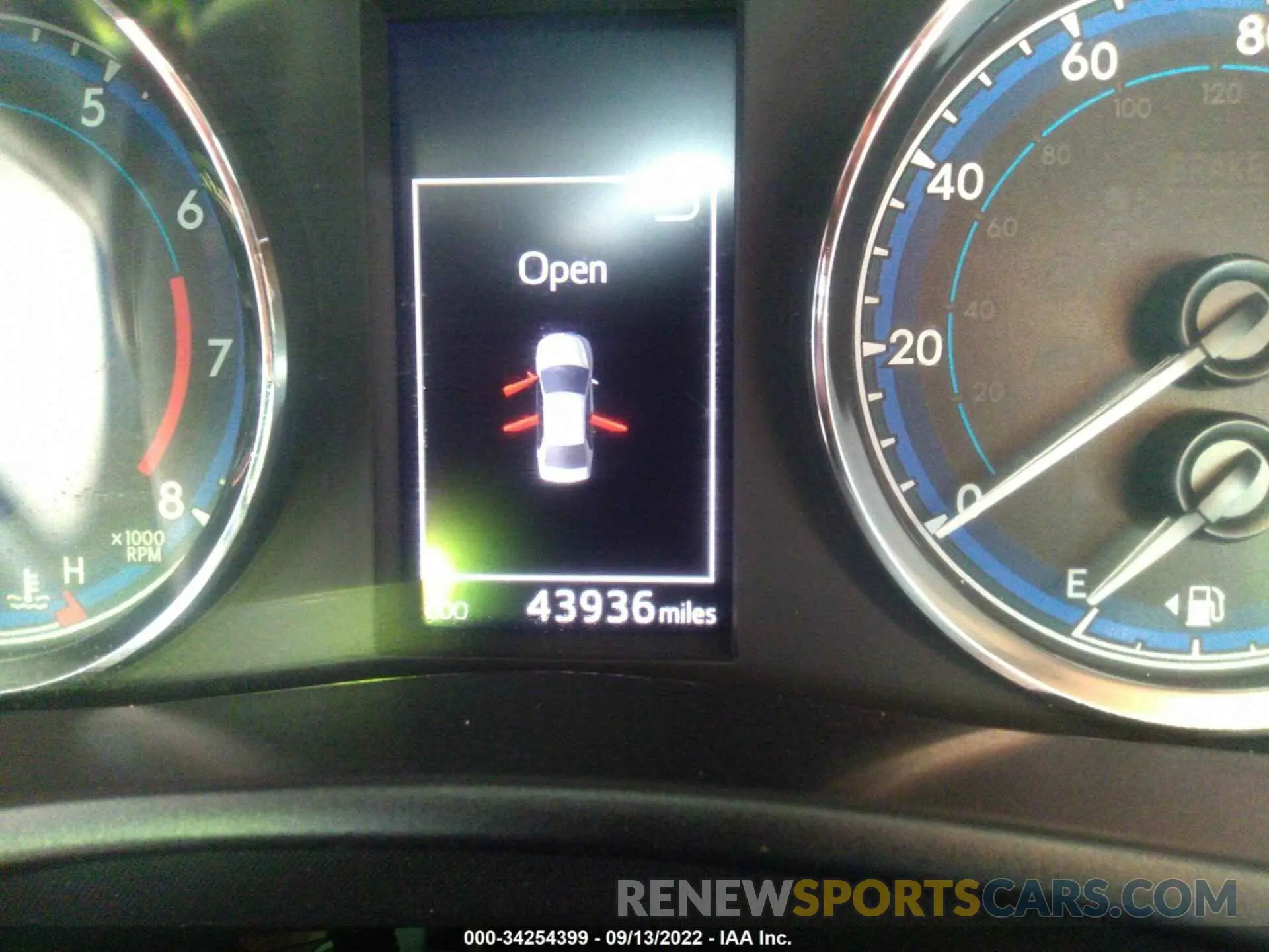 7 fotografías del automóvil dañado 5YFBURHE5KP867520 TOYOTA COROLLA 2019