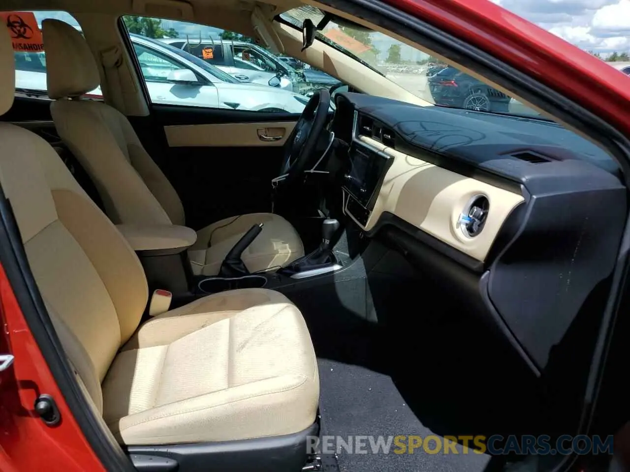5 fotografías del automóvil dañado 5YFBURHE5KP868473 TOYOTA COROLLA 2019