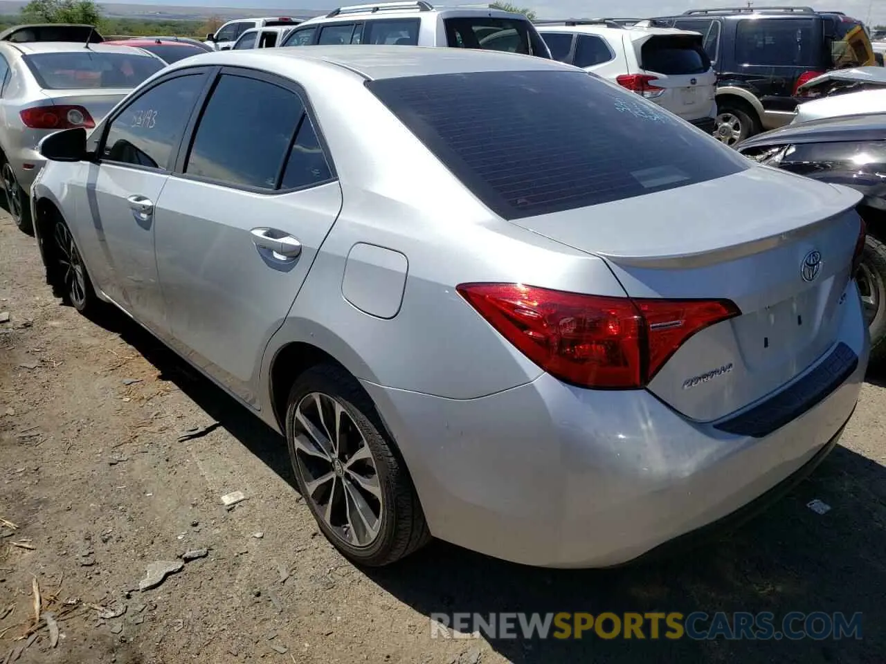 3 fotografías del automóvil dañado 5YFBURHE5KP872961 TOYOTA COROLLA 2019