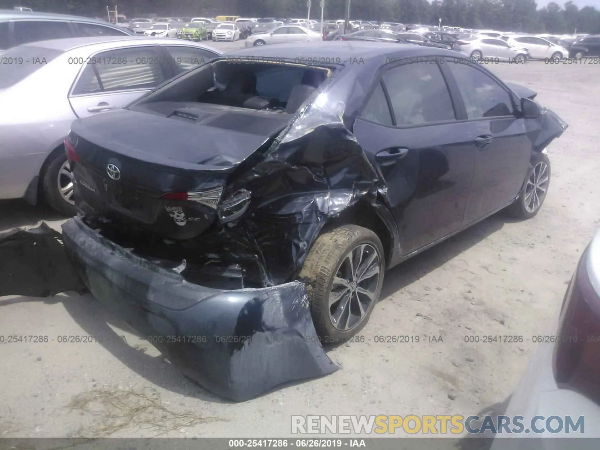 4 fotografías del automóvil dañado 5YFBURHE5KP875469 TOYOTA COROLLA 2019