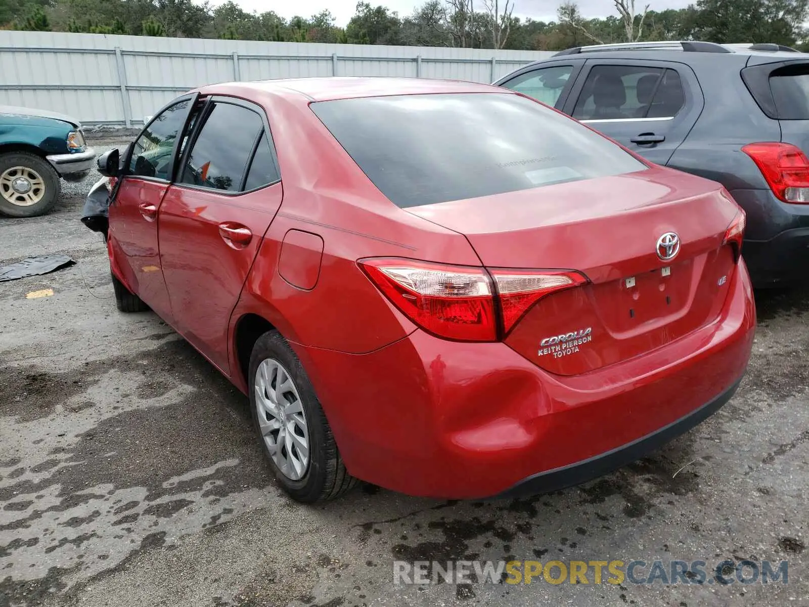 3 fotografías del automóvil dañado 5YFBURHE5KP878727 TOYOTA COROLLA 2019