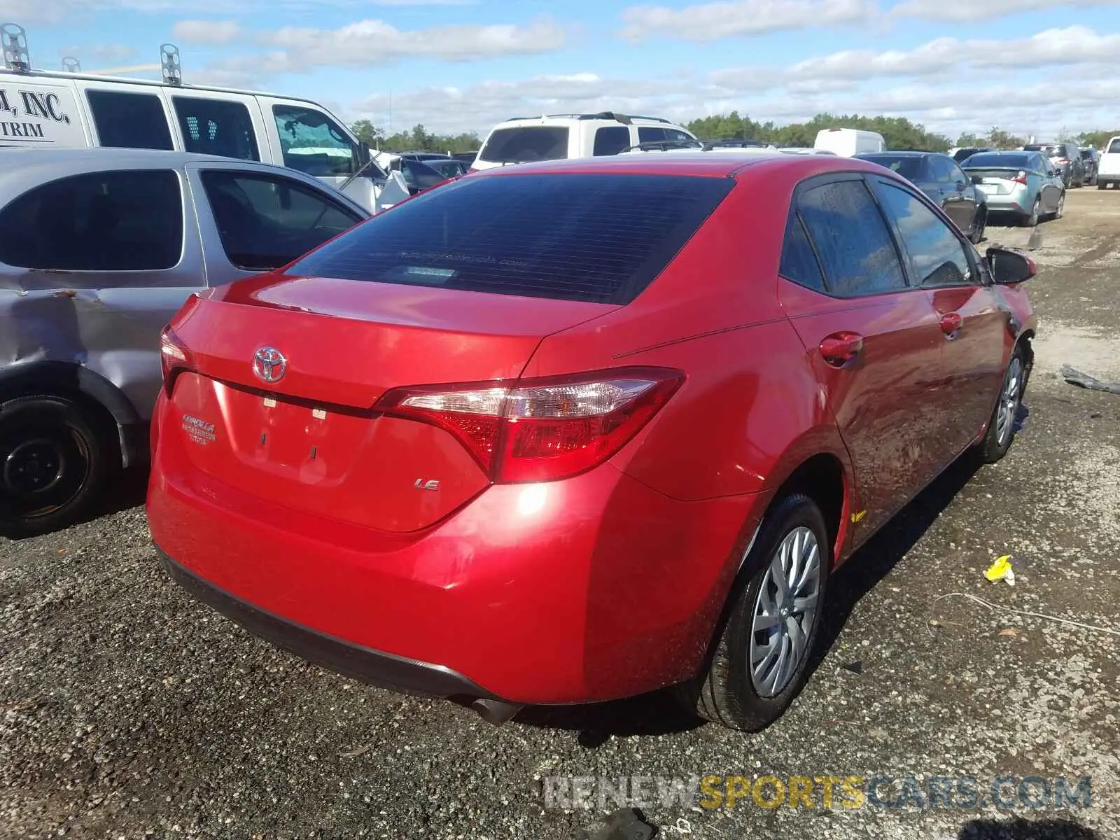 4 fotografías del automóvil dañado 5YFBURHE5KP878727 TOYOTA COROLLA 2019