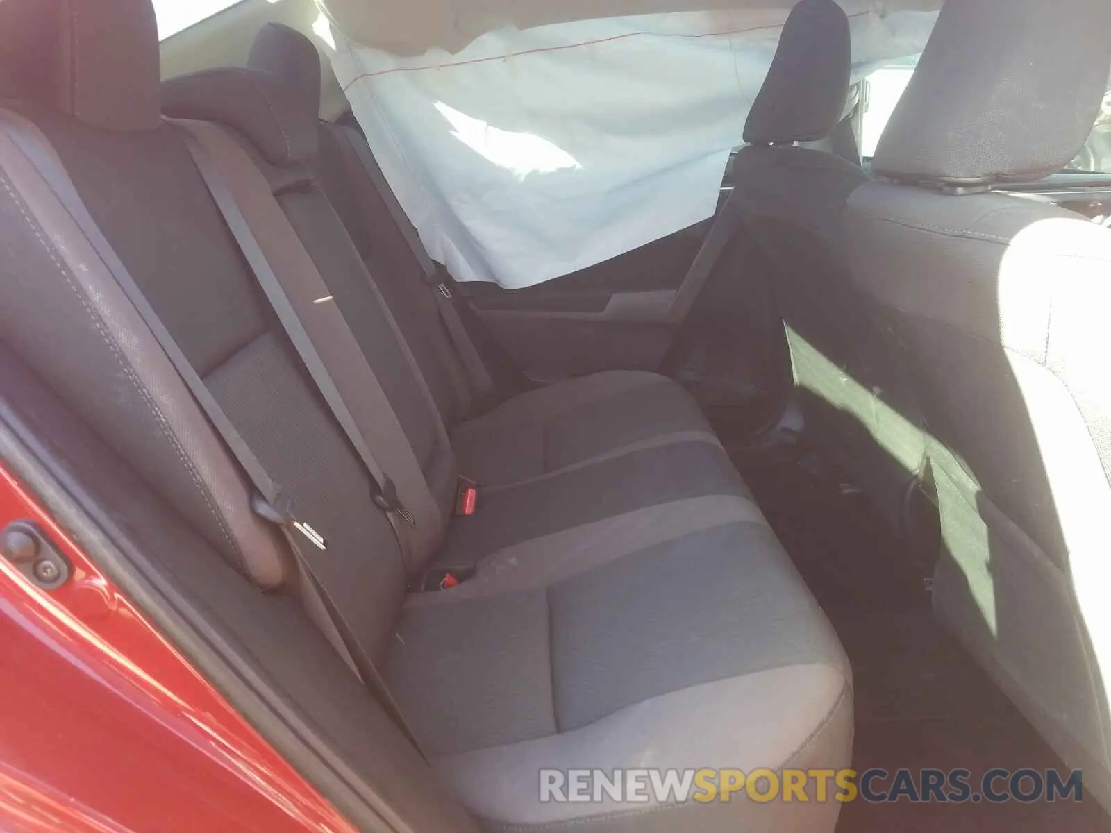 6 fotografías del automóvil dañado 5YFBURHE5KP878727 TOYOTA COROLLA 2019