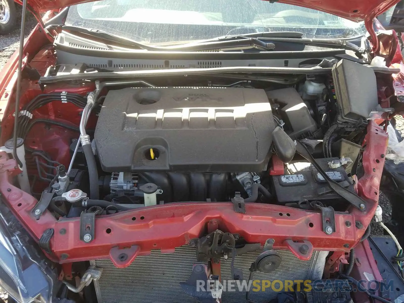 7 fotografías del automóvil dañado 5YFBURHE5KP878727 TOYOTA COROLLA 2019