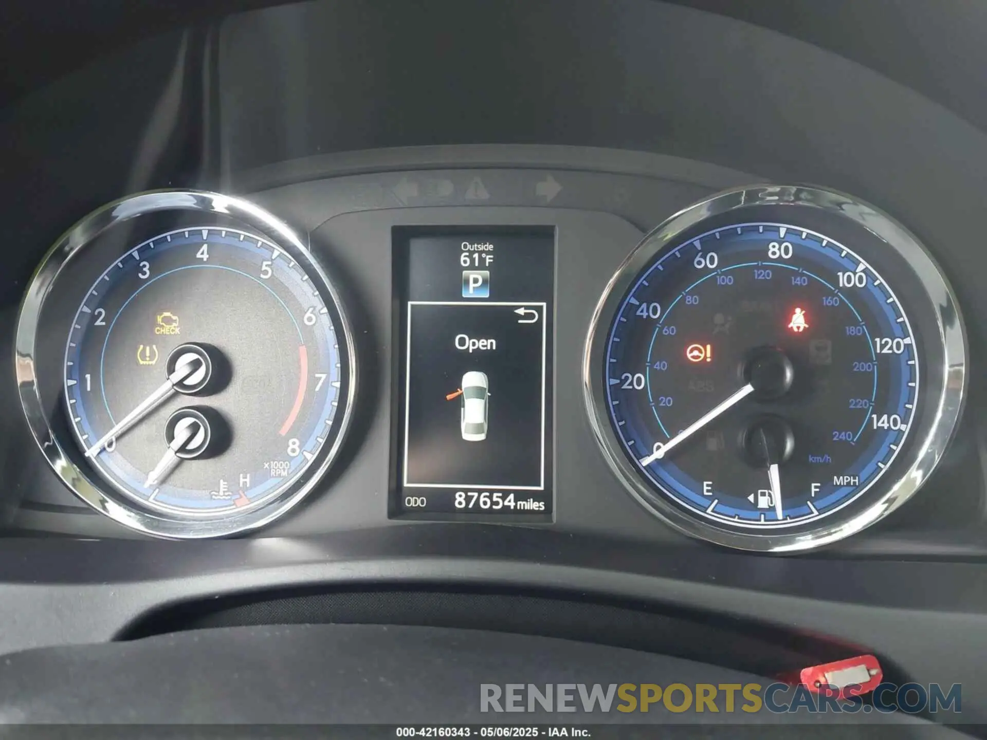 7 fotografías del automóvil dañado 5YFBURHE5KP890375 TOYOTA COROLLA 2019