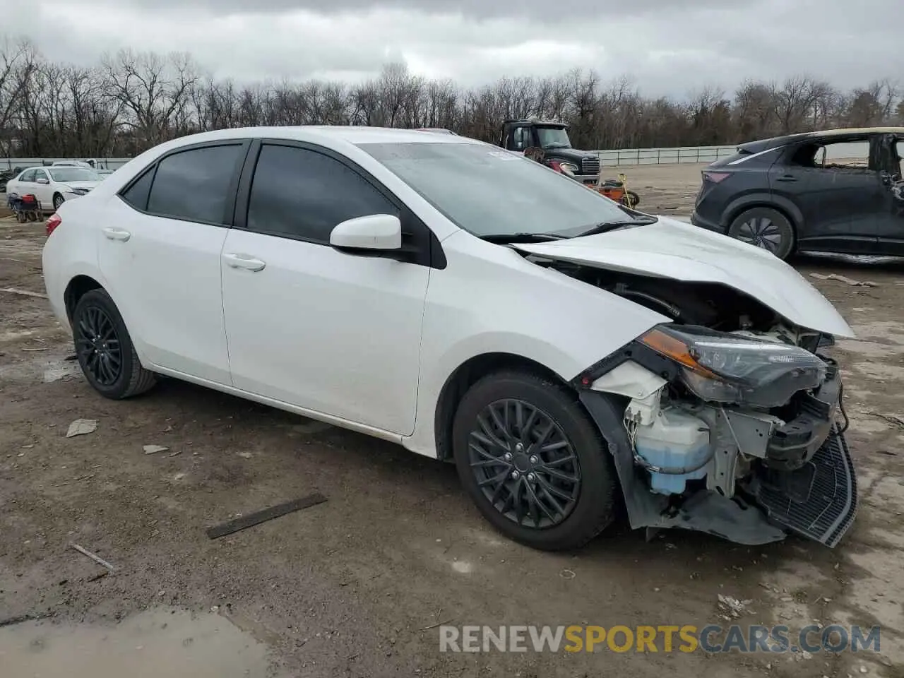 4 fotografías del automóvil dañado 5YFBURHE5KP899447 TOYOTA COROLLA 2019