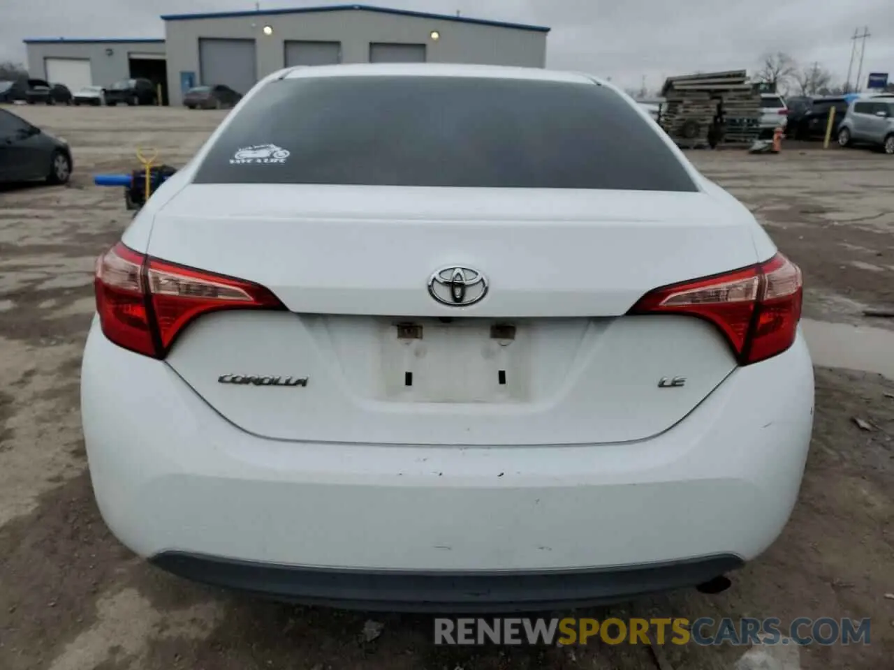 6 fotografías del automóvil dañado 5YFBURHE5KP899447 TOYOTA COROLLA 2019