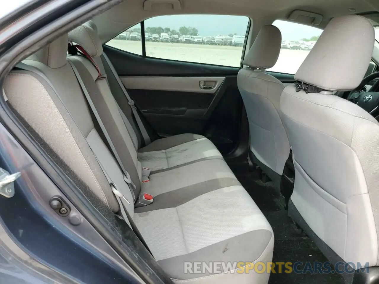 10 fotografías del automóvil dañado 5YFBURHE5KP902329 TOYOTA COROLLA 2019