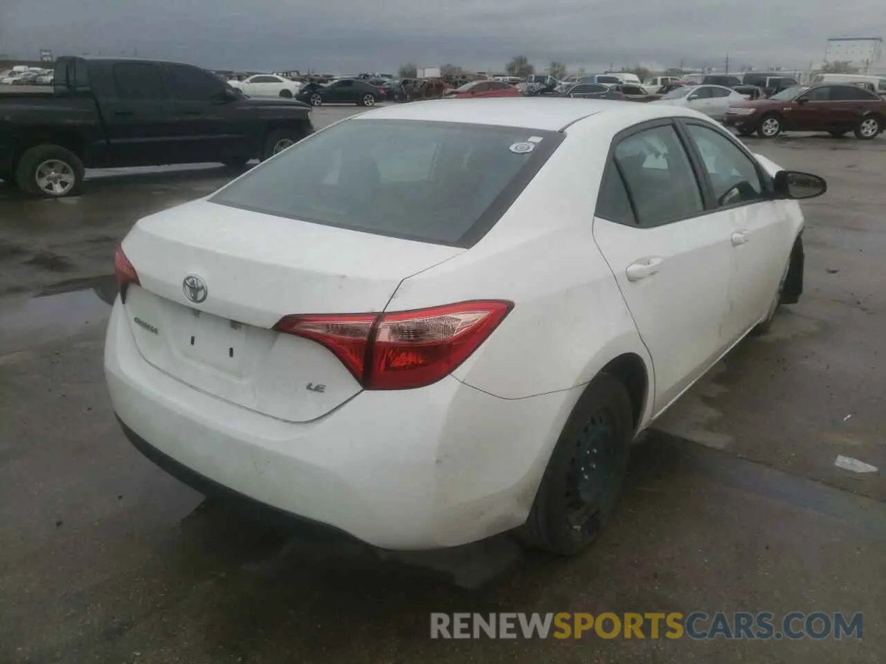4 fotografías del automóvil dañado 5YFBURHE5KP905313 TOYOTA COROLLA 2019